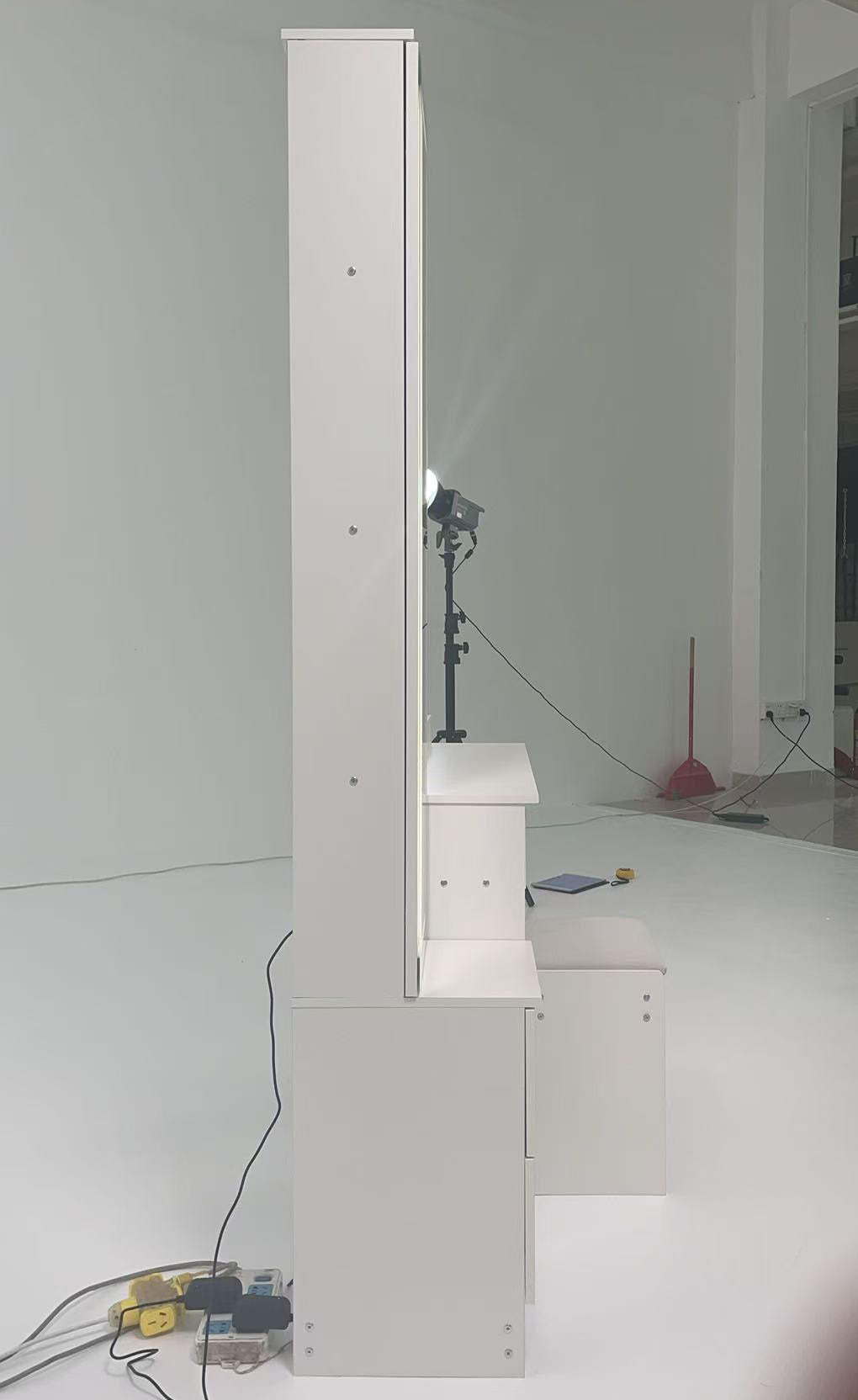 25521570